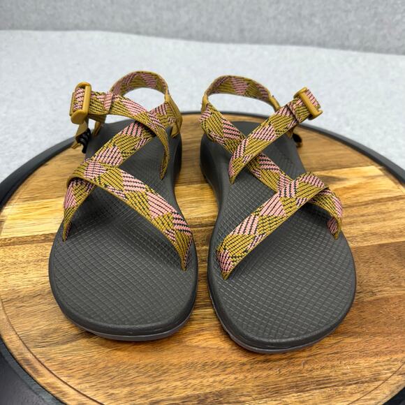 Chaco Sandals Women's 10 Z/Cloud Pink Brown Strappy - Picture 2 of 5
